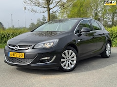 Opel Astra - 1.4 Cosmo 1/2leer Nap Camera