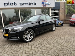 BMW 3-serie - 330i High Executive