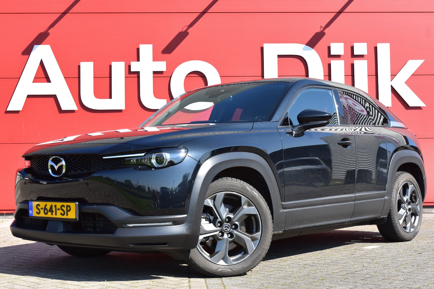 Mazda MX-30 - e-SkyActiv 145 Comfort 36 kWh LED | Carplay | Adapt. Cruise | Keyless| Navi | Camera | PDC - AutoWereld.nl