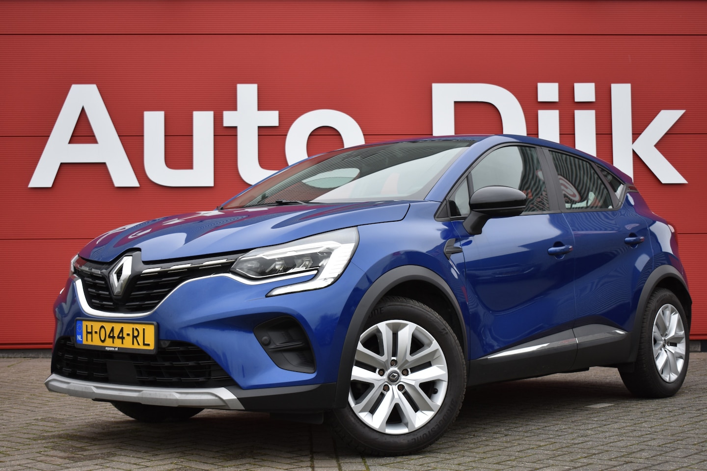 Renault Captur - 1.0 TCe 100 Zen LED | Carplay | Navi | Airco | DAB - AutoWereld.nl