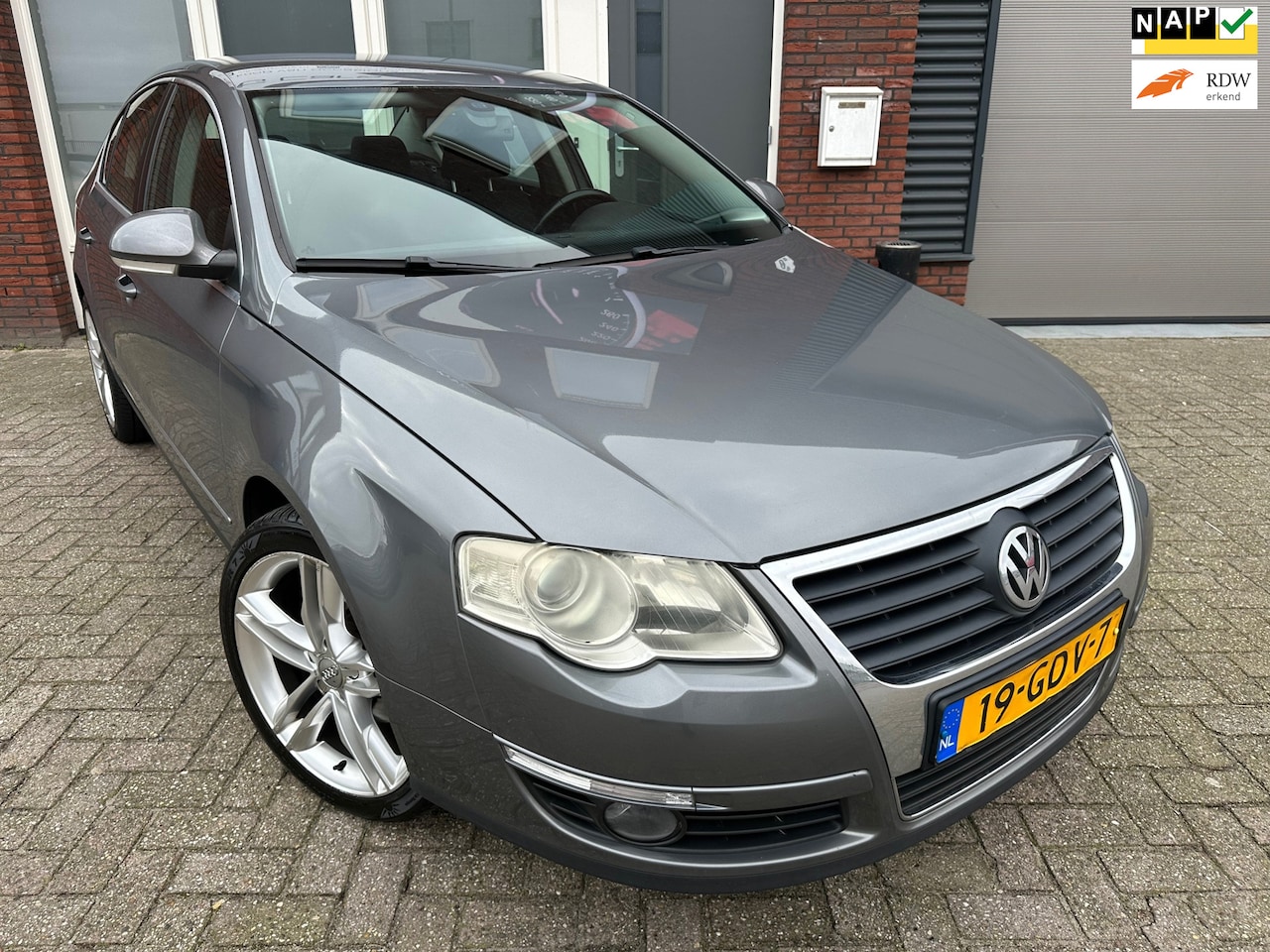 Volkswagen Passat - 1.8 TFSI Comfortline / Clima / Cruise / NAP - AutoWereld.nl