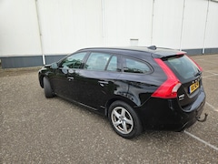 Volvo V60 - 1.5 T3 Momentum Leder,Trekhaak,Kinderzitjes