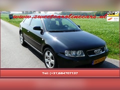 Audi A3 - 1.6 Attraction, Automaat, Airco, leder, Lmv's