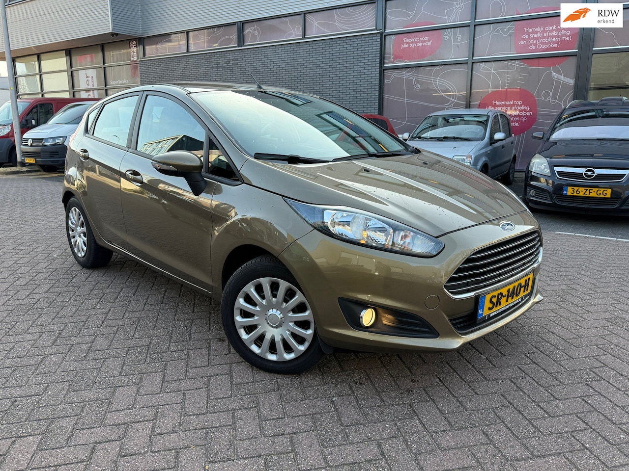 Ford Fiesta - 1.0 Style stoelverwarming Airco volledig onderhouden - AutoWereld.nl
