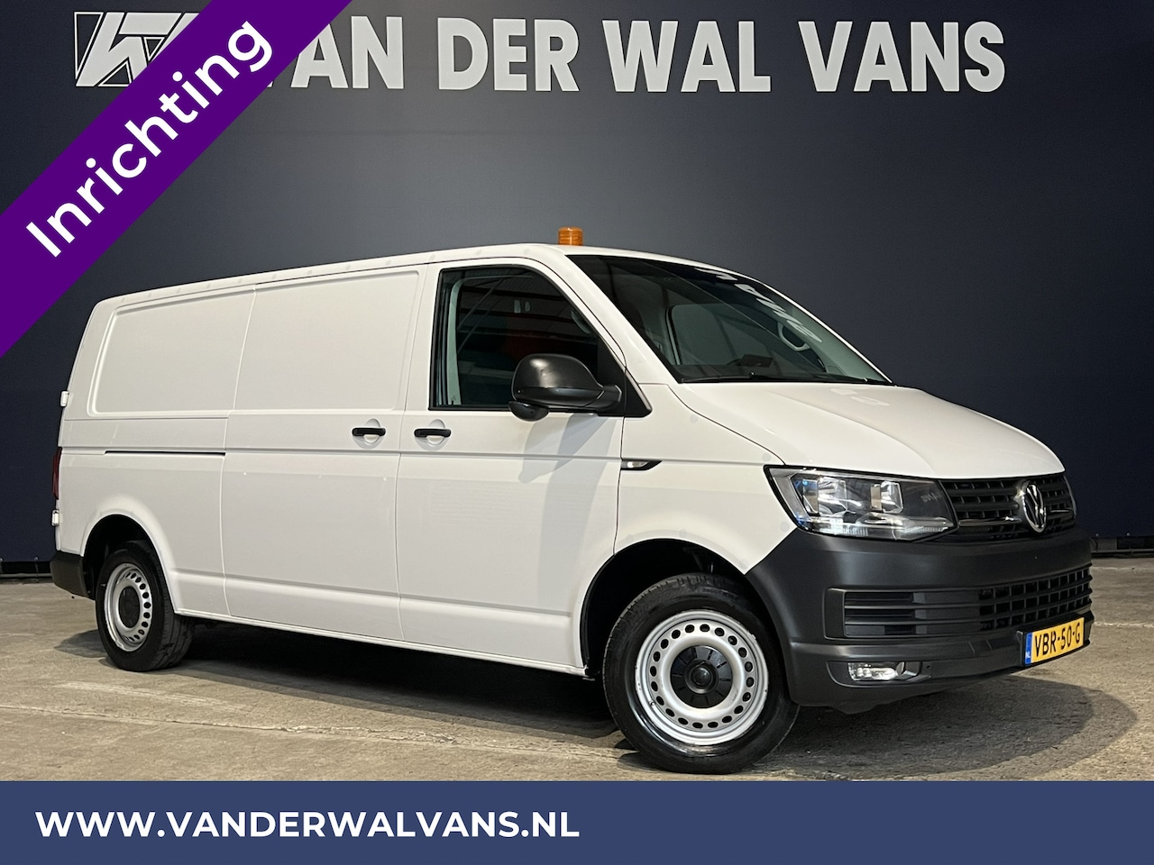 Volkswagen Transporter - 2.0 TDI 150pk L2H1 inrichting Euro6 Airco | Omvormer | Camera | Cruisecontrol 2500kg Trekh - AutoWereld.nl