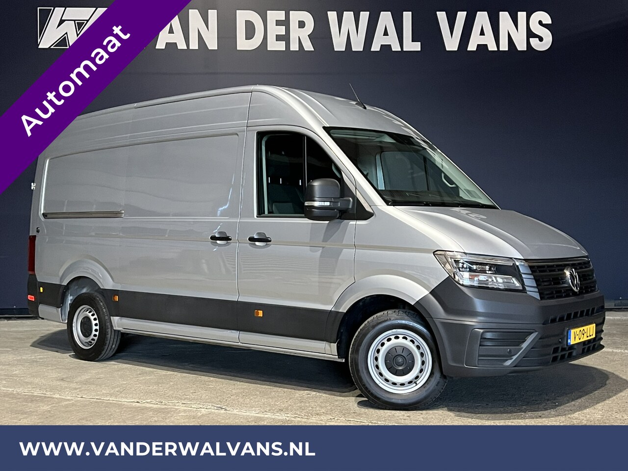 Volkswagen Crafter - 2.0 TDI 177pk Automaat L3H3 L2H2 Euro6 Airco | Camera | Navigatie | LED | Apple Carplay | - AutoWereld.nl