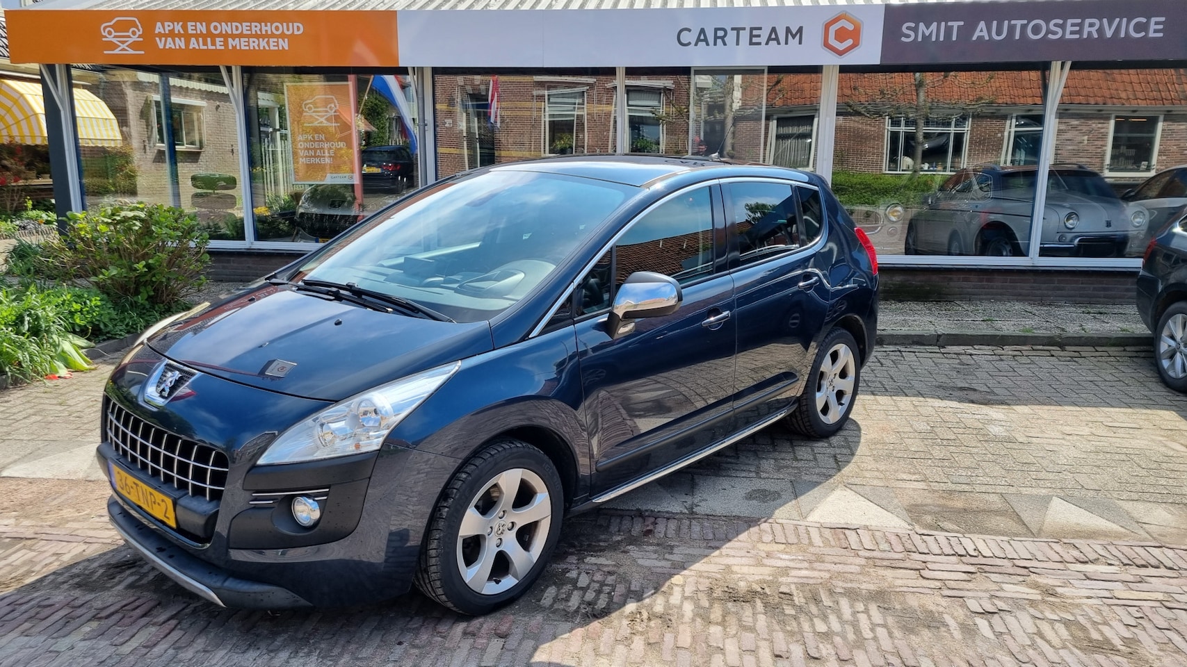 Peugeot 3008 - 1.6 THP Allure Cruise Climat Trekhaak - AutoWereld.nl