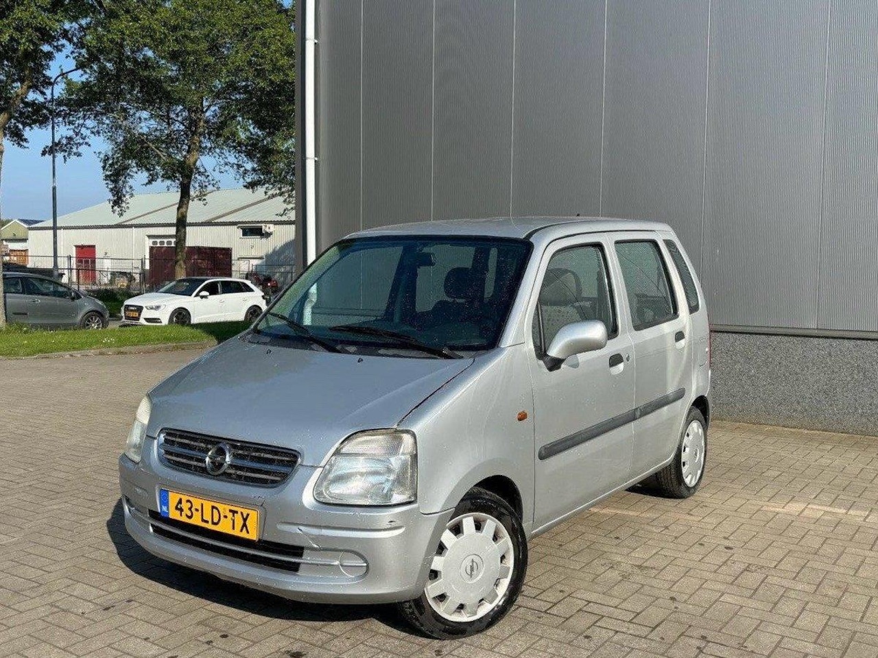 Opel Agila - 1.2-16V Comfort Hoogzitter - AutoWereld.nl