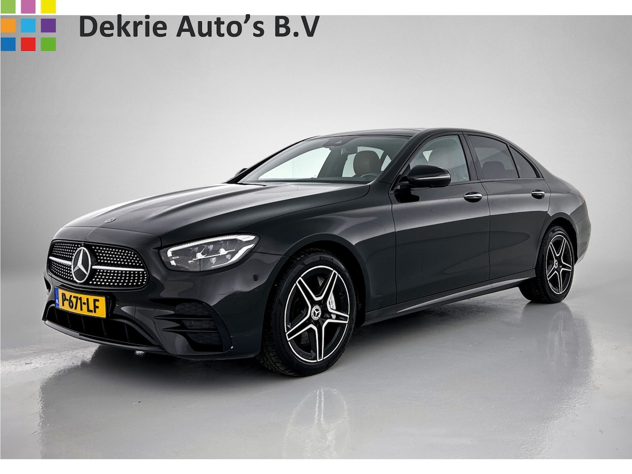 Mercedes-Benz E-klasse - 300 e Hybride Business Solution AMG / Panoramadak / Leder / Widescreen cockpit / Pdc.+Came - AutoWereld.nl