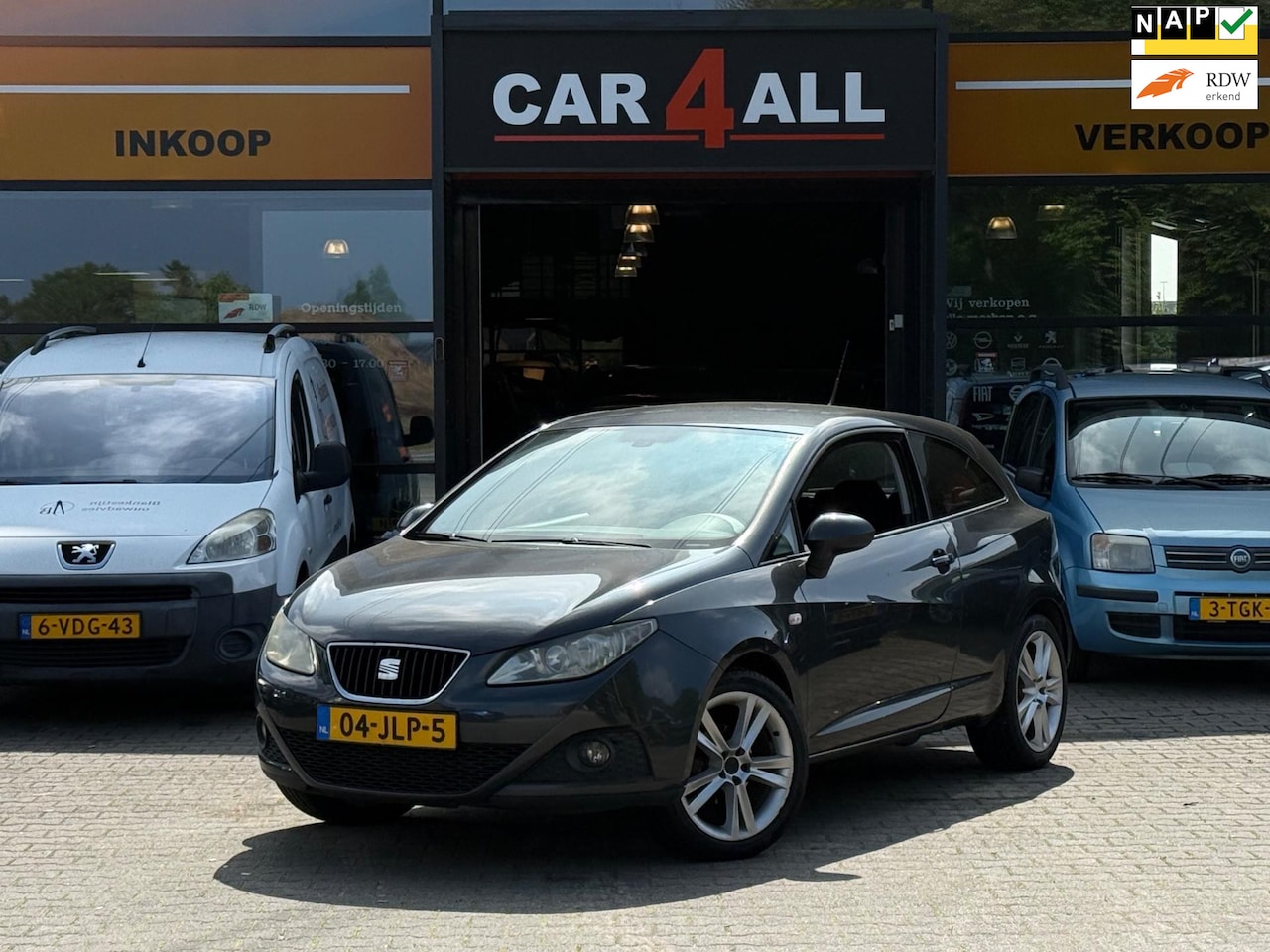 Seat Ibiza SC - 1.6 Sport SFEERVERLICHTING/PDC/CRUISE/AIRCO/LMVELGEN/APK 16-09-2025 - AutoWereld.nl