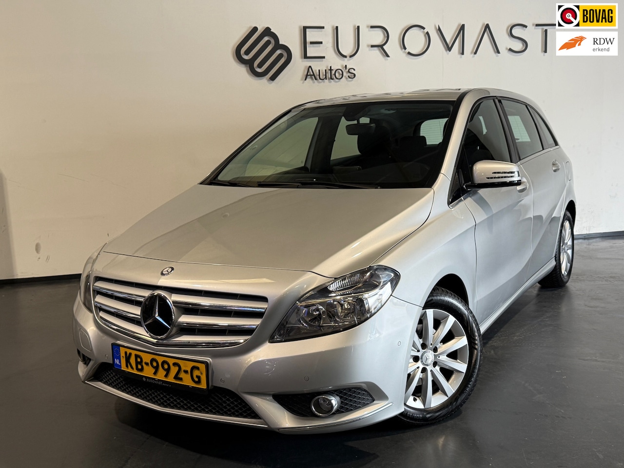 Mercedes-Benz B-klasse - 180 Ambition Navi Airco Stoelverwarming Pdc Nieuwe Apk - AutoWereld.nl