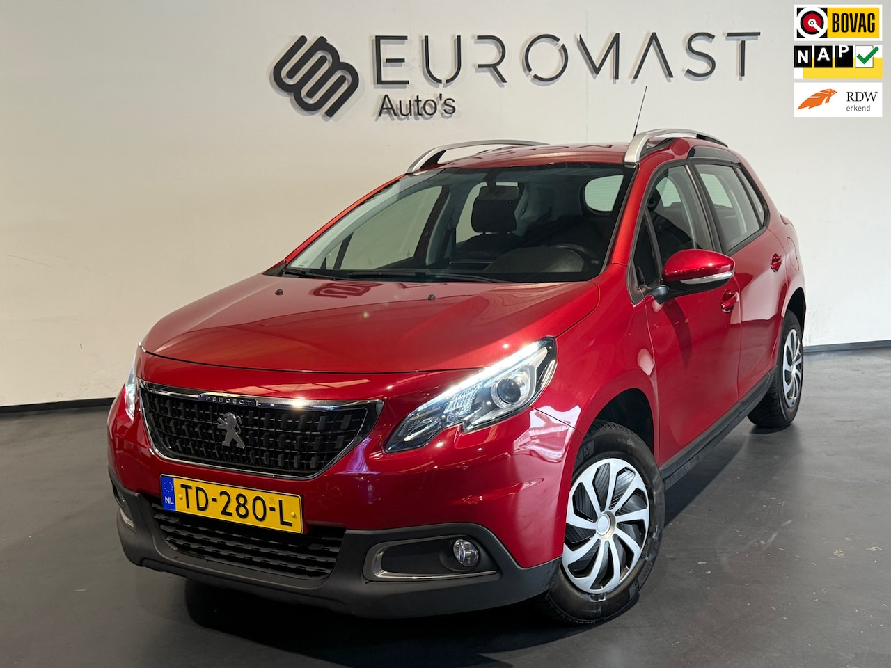 Peugeot 2008 - 1.2 PureTech Active Navi Cruise Pdc Airco Nieuwe Apk - AutoWereld.nl