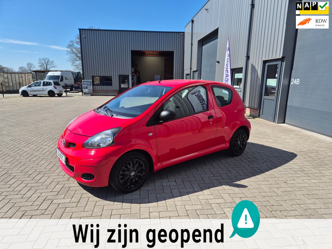 Toyota Aygo - 1.0-12V Access ACTIE € 2750 TOP OCCASION - AutoWereld.nl
