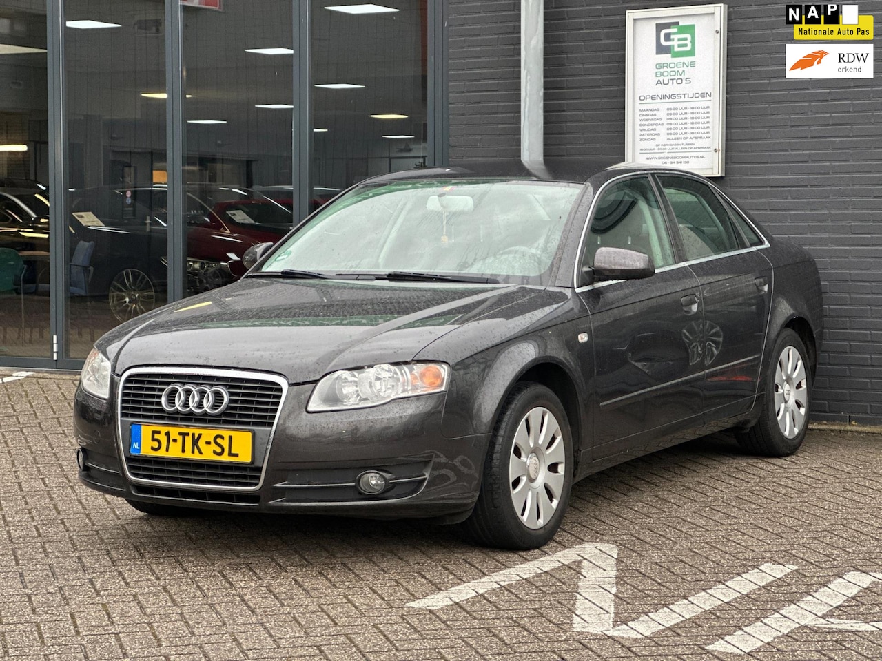 Audi A4 Limousine - 2.0 Pro Line Business/AIRCO/NAVI/KM NAP/6-BAK!! - AutoWereld.nl