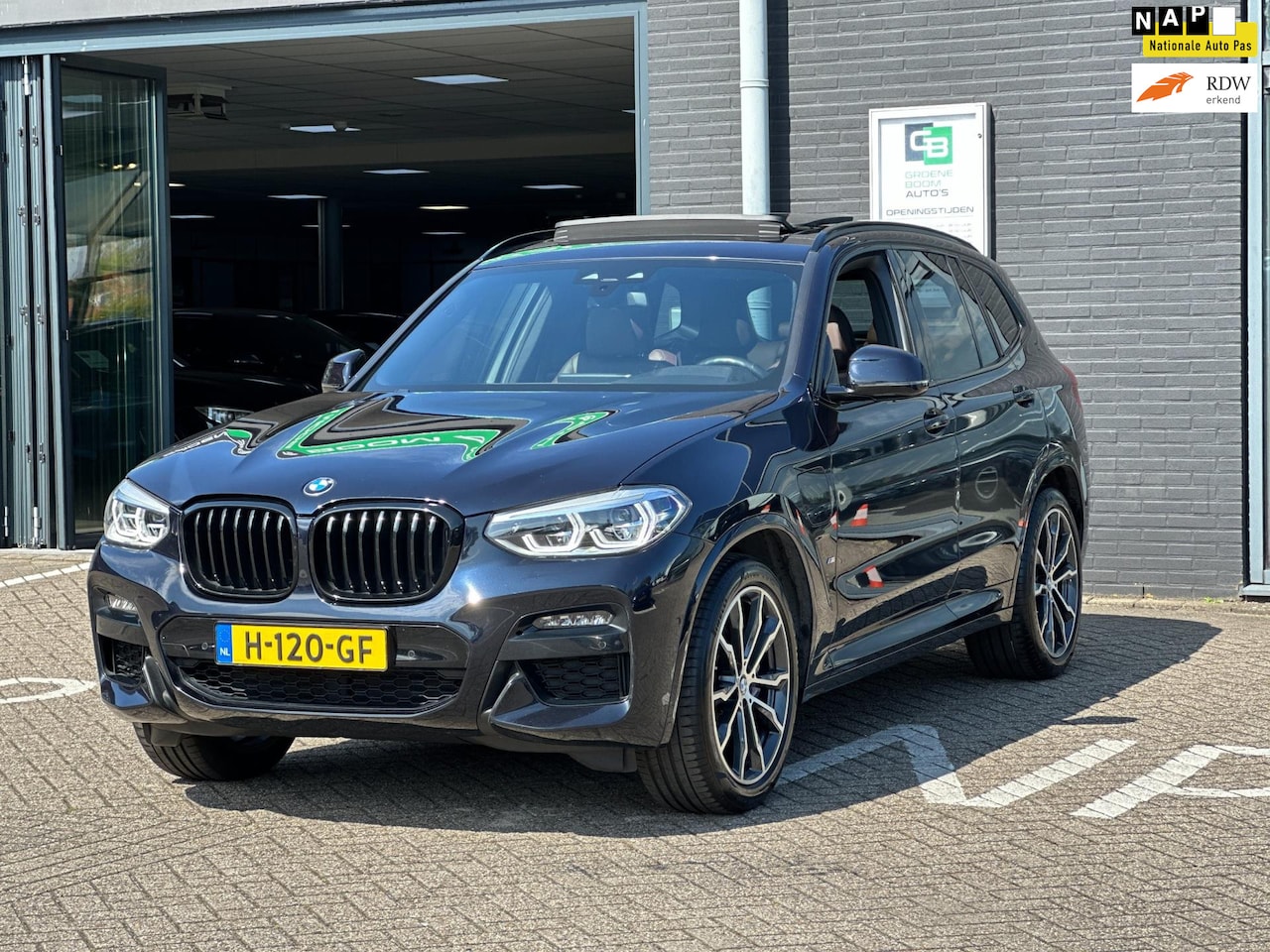 BMW X3 - XDrive30e Executive/1STE EIG/PANO-DAK/LEDER/CAMERA/NL-AUTO NAP!! - AutoWereld.nl