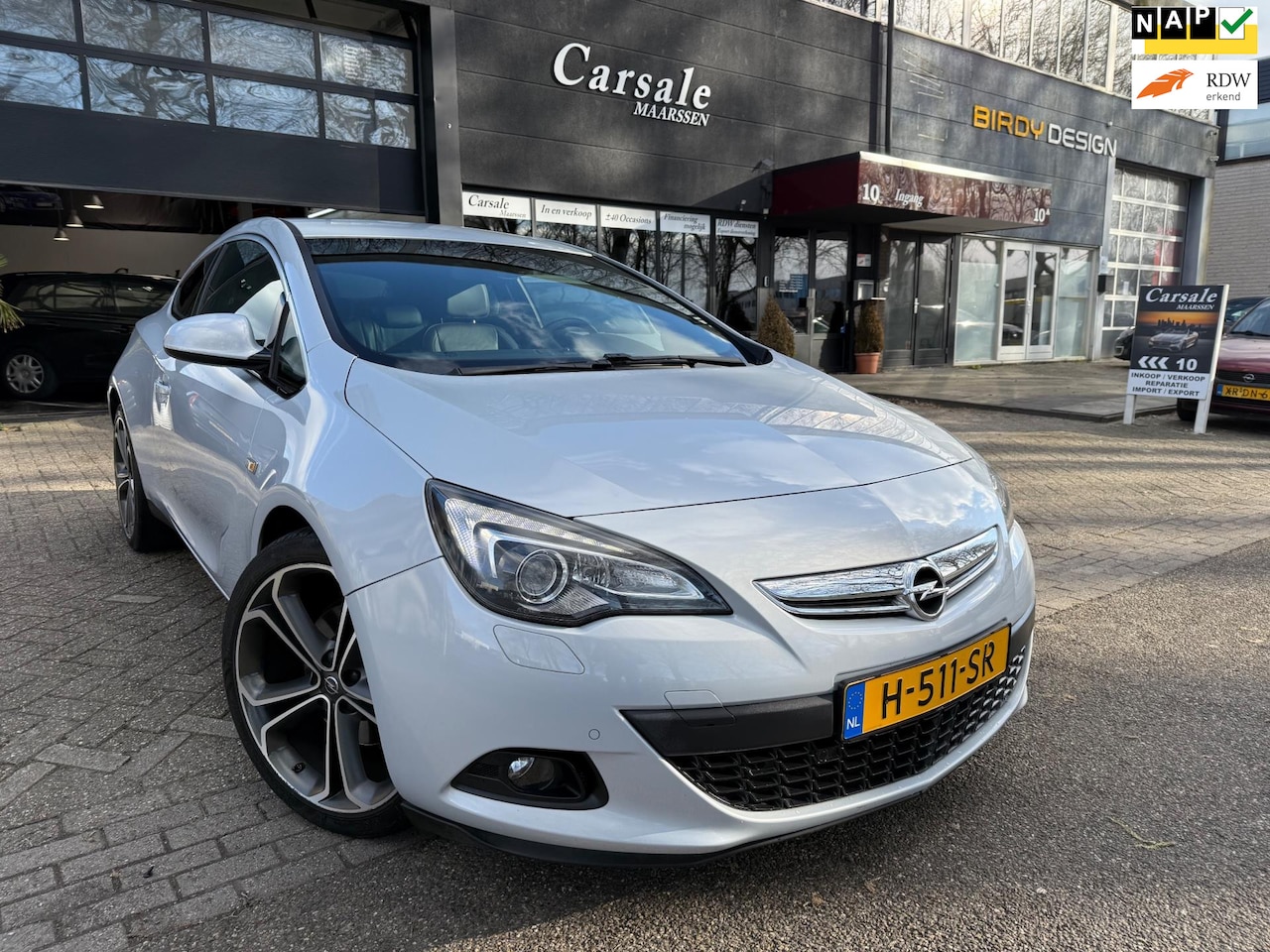 Opel Astra GTC - 1.6 Turbo Sport 180 Pk 20 inch - AutoWereld.nl