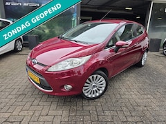 Ford Fiesta - 1.25 Titanium | 2E EIGENAAR | NW APK | 12MND GARANTIE | AIRCO | LMV | LAGE KM | NL AUTO |