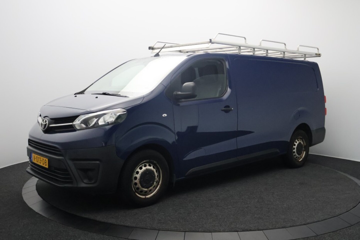Toyota ProAce - 2.0 D-4D Cool Gesloten Bestel Comfort Long L3 Euro6 Airco Imperiaal Trekhaak ( Export moge - AutoWereld.nl