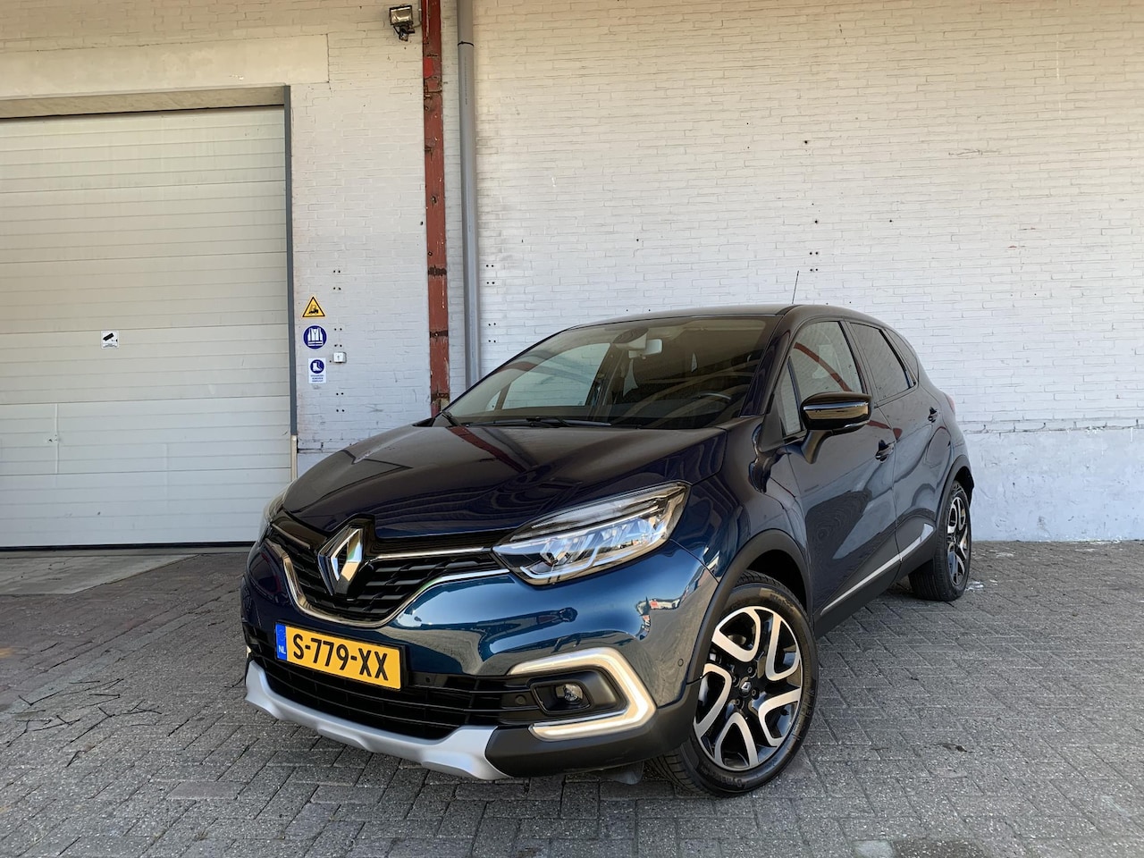 Renault Captur - 1.2 TCe Limited |Navigatie!|Camera!|Cruise!| - AutoWereld.nl