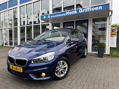 BMW 2-serie Active Tourer - 220i Active Tourer Essential I Panoramadak I Camera I HUD I Xeno