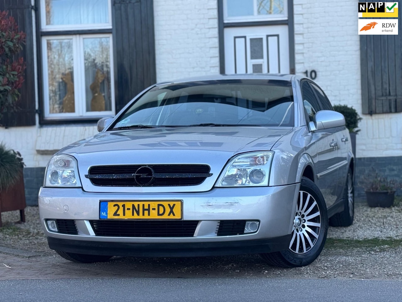 Opel Vectra - 2.2-16V Elegance|Automaat|176DKM!|Trekhaak| - AutoWereld.nl