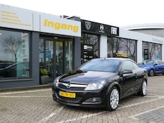 Opel Astra TwinTop - 2.0 Turbo 200pk Cosmo | Leder | Xenon | 18'' LMV