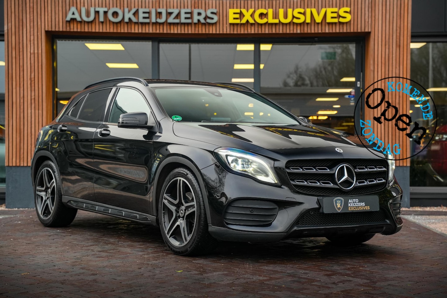 Mercedes-Benz GLA-Klasse - GLA 180 Night pakket Automaat - AutoWereld.nl