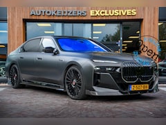 BMW 7-serie - M760e xDrive Carbon 22" Velgen FireTV Ambient Softclose FULL OPTION Trekhaak