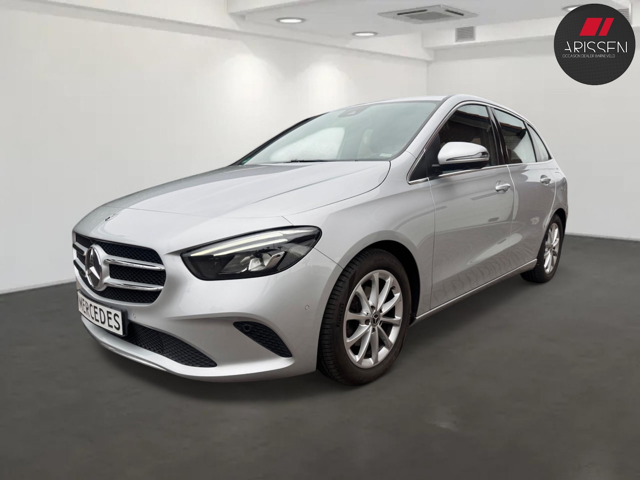 Mercedes-Benz B-klasse - 180 Launch Edition Premium Dealer onderhouden - AutoWereld.nl