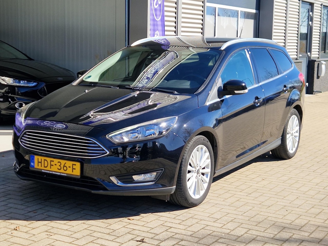 Ford Focus Wagon - 1.0 EcoBoost 125pk Titanium nw. distributie! - AutoWereld.nl