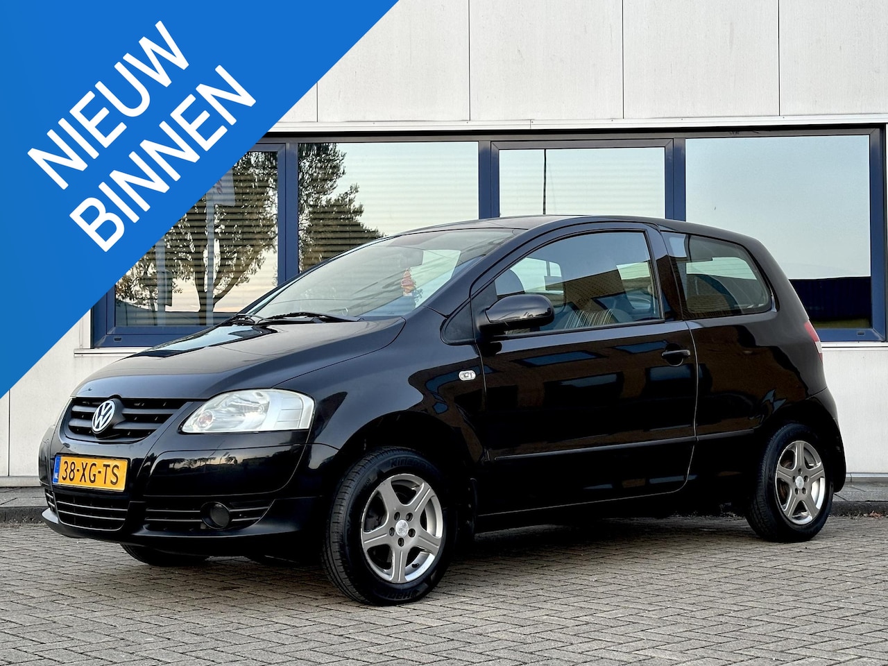 Volkswagen Fox - 1.2 CarPlay l incl. €1750 onderhoud l NAP l - AutoWereld.nl
