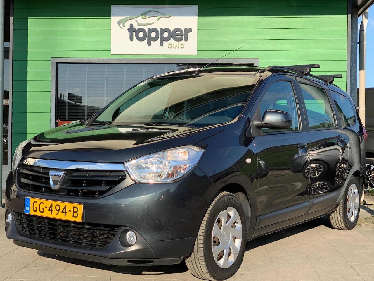 Dacia Lodgy - 1.2 TCe Lauréate | 7 Persoons | CruiseControl | Airco | - AutoWereld.nl