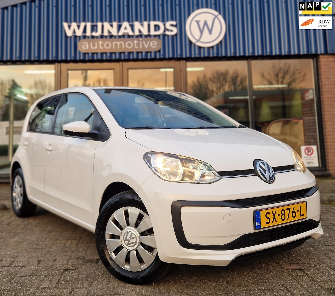 Volkswagen Up! - 1.0 BMT move up! Volledig onderhouden Airco Bluetooth Zeer Netjes APK 5D Elektrische ramen - AutoWereld.nl