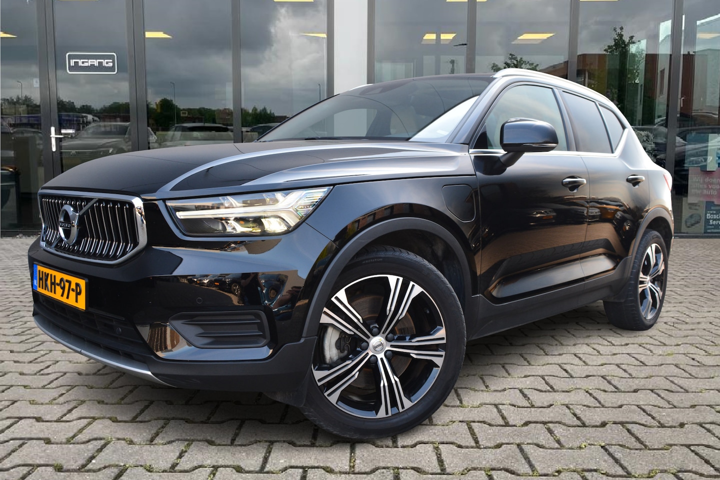 Volvo XC40 - 1.5 T4 Recharge Inscription | Pano | Camera | Cruise | - AutoWereld.nl