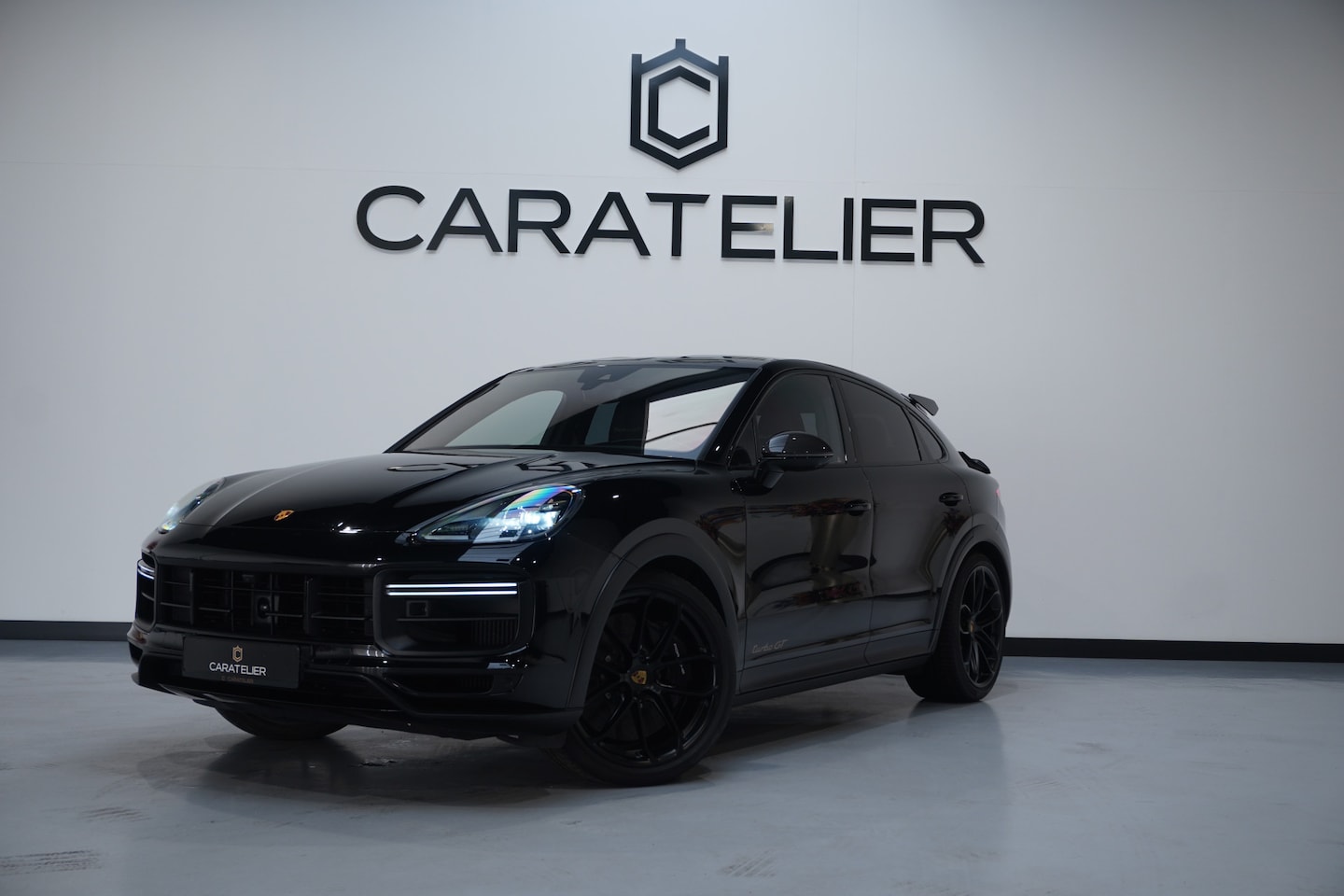 Porsche Cayenne Coupé - 4.0 Turbo GT / Carbon / Keramische remmen / 321k NP / Org. NL - AutoWereld.nl