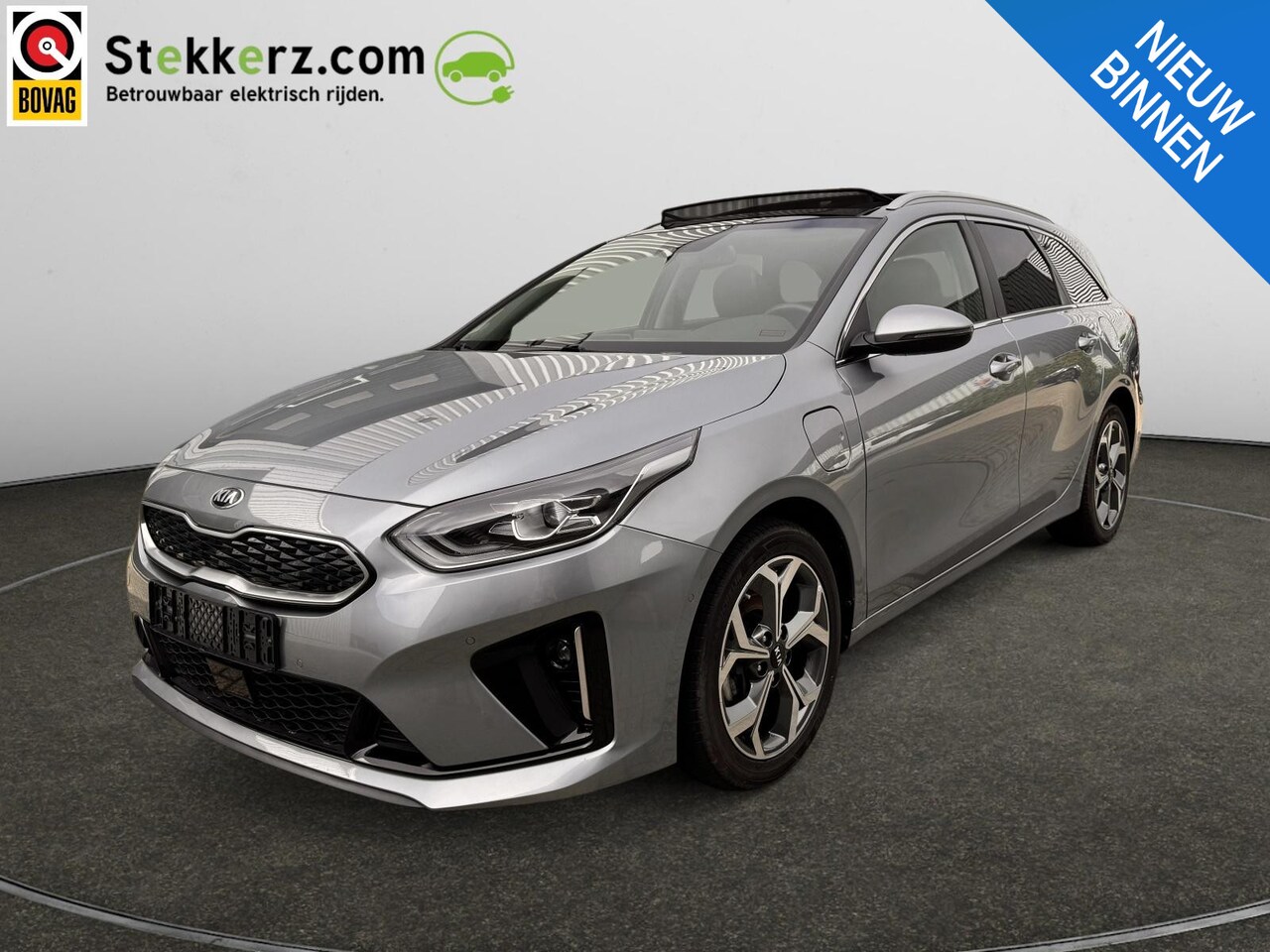 Kia Cee'd Sportswagon - Ceed Executive Lederen bekleding, Lage km. stand, Zeer veel luxe. - AutoWereld.nl
