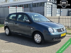Volkswagen Polo - 1.4-16V Sportline