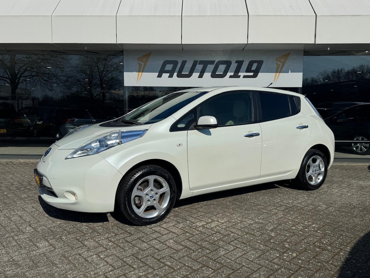Nissan LEAF - Acenta 24 kWh - AutoWereld.nl