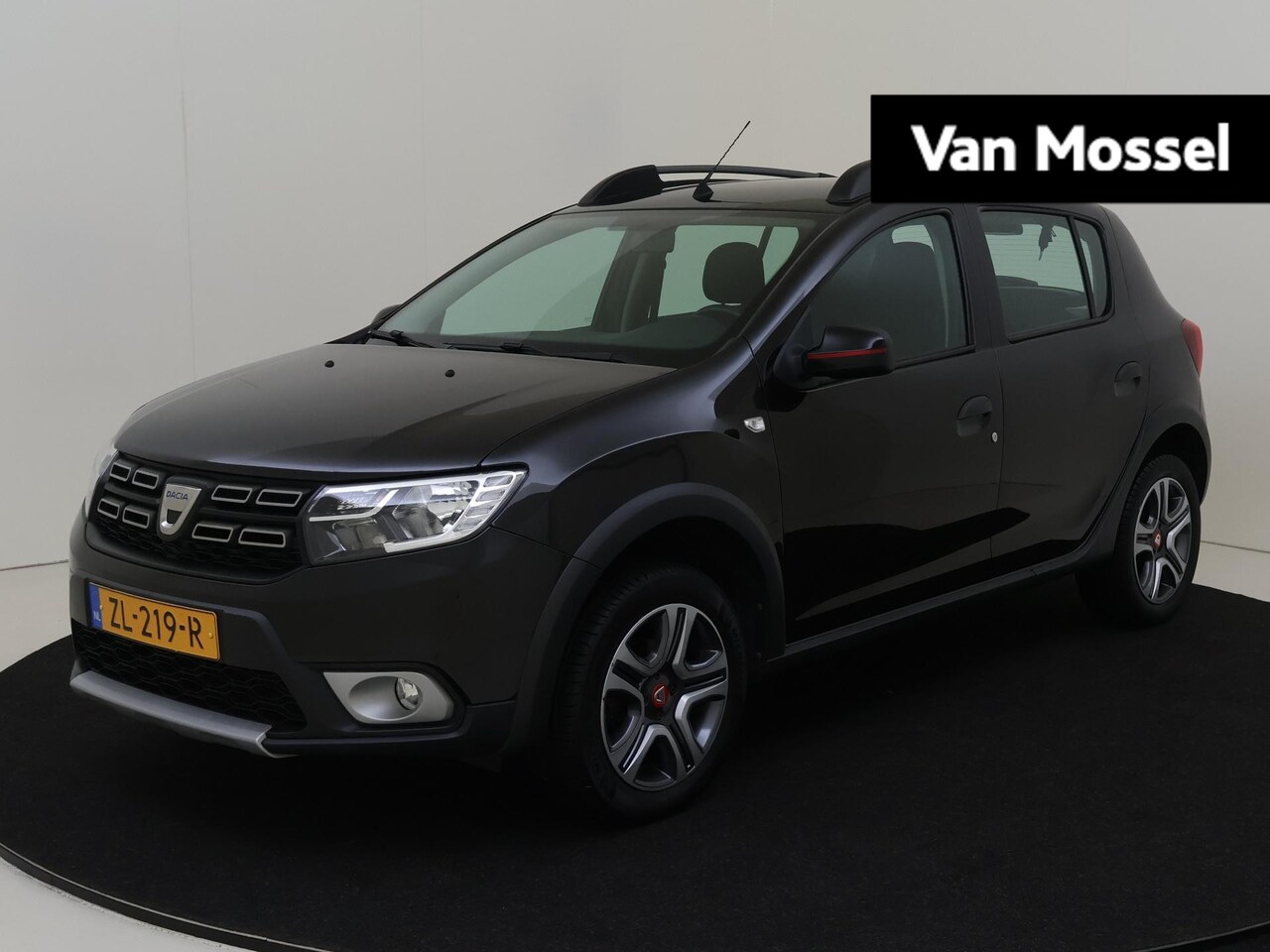 Dacia Sandero - 0.9 TCe 90 PK Tech Road Navigatie / Climate Control / Cruise Control / Parkeersensoren Ach - AutoWereld.nl