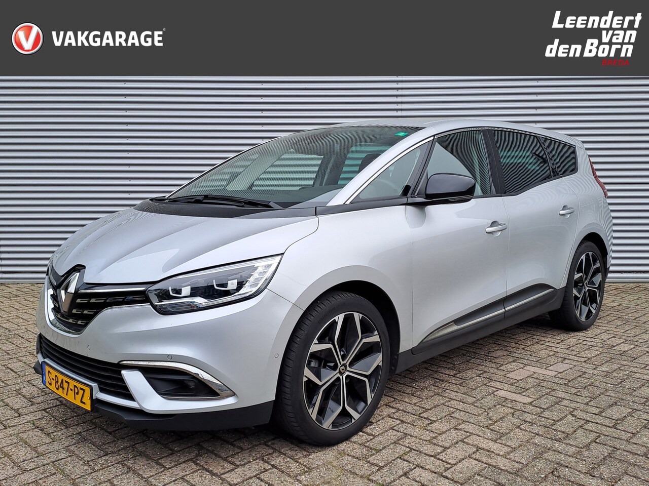 Renault Grand Scénic - 1.3 TCe Techno 7p. | 7 Pers. | Navi | 20 '' LM | Camera | Cruise - AutoWereld.nl