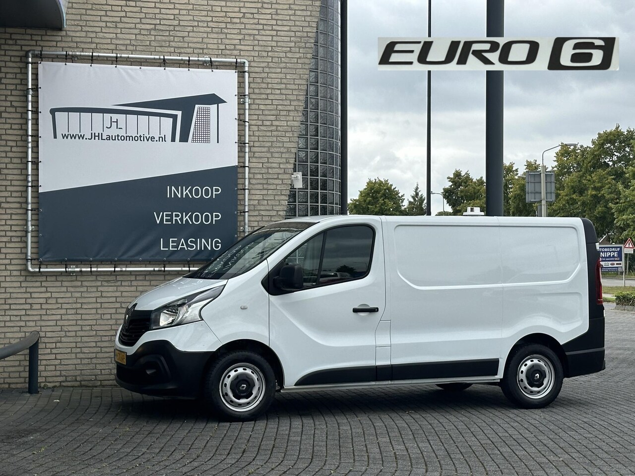 Renault Trafic - 1.6 dCi L1H1 Comfort*3-PERS*A/C*CRUISE*NAVI*TEL* - AutoWereld.nl