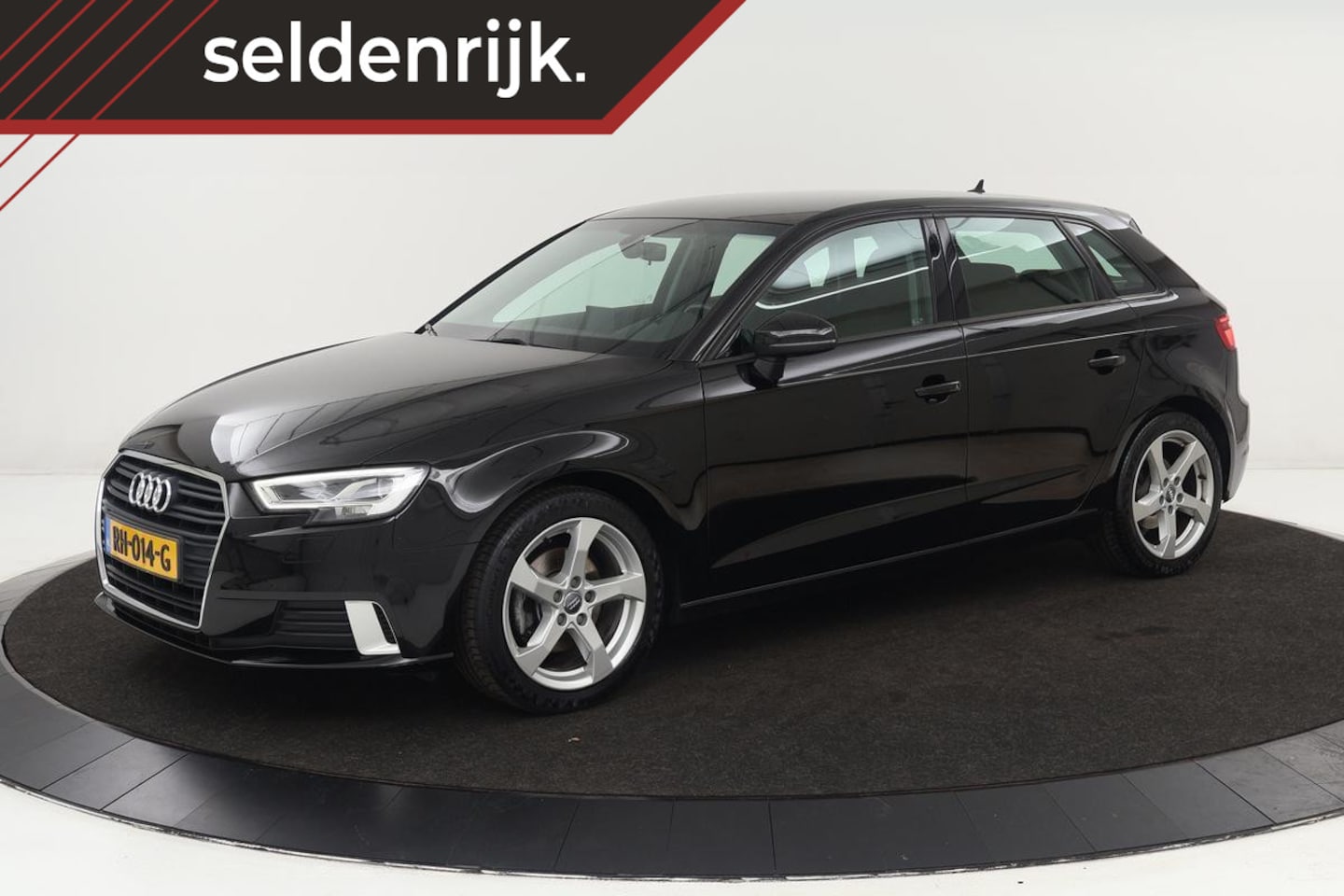 Audi A3 Sportback - 1.0 TFSI Sport | Full LED | Sportstoelen | Navigatie | PDC | Cruise control | Airco | Blue - AutoWereld.nl