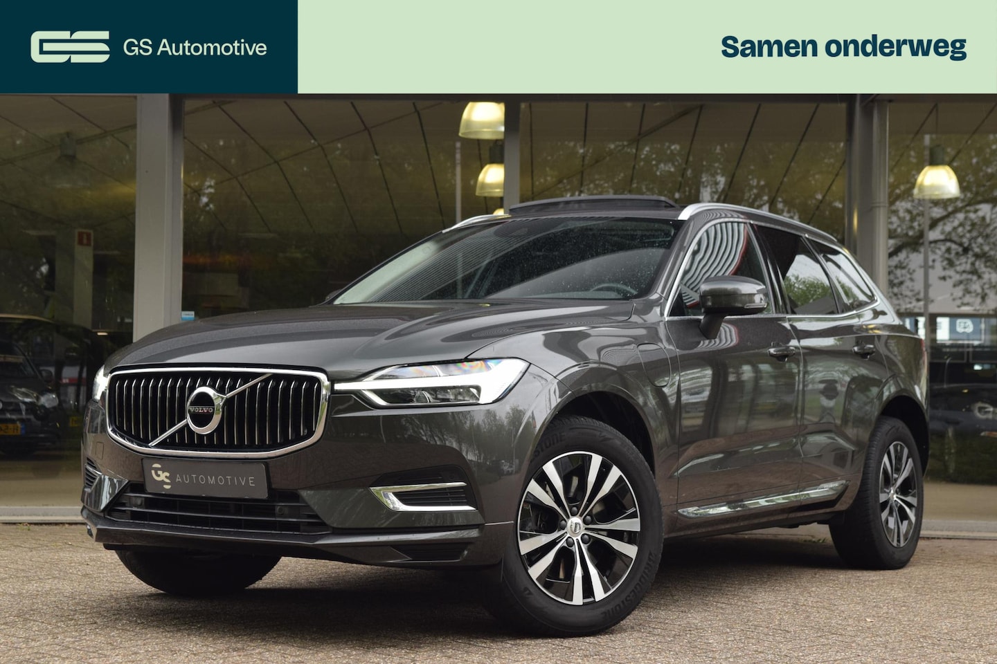 Volvo XC60 - 2.0 Recharge T8 AWD Business Pro Wegklapbare Trekhaak, Panoramadak, Leder, dealer onderhou - AutoWereld.nl