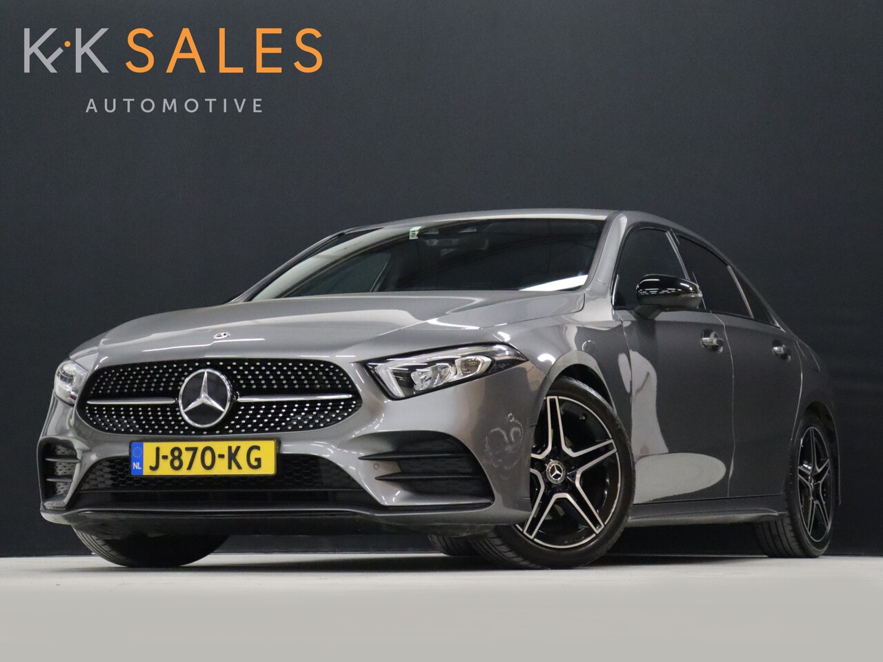 Mercedes-Benz A-klasse - 180 AMG Sport [SFEERVERLICHTING, CAMERA, WIDESCREEN, LED, KEYLESS, SENSOREN VOOR/ACHTER, S - AutoWereld.nl