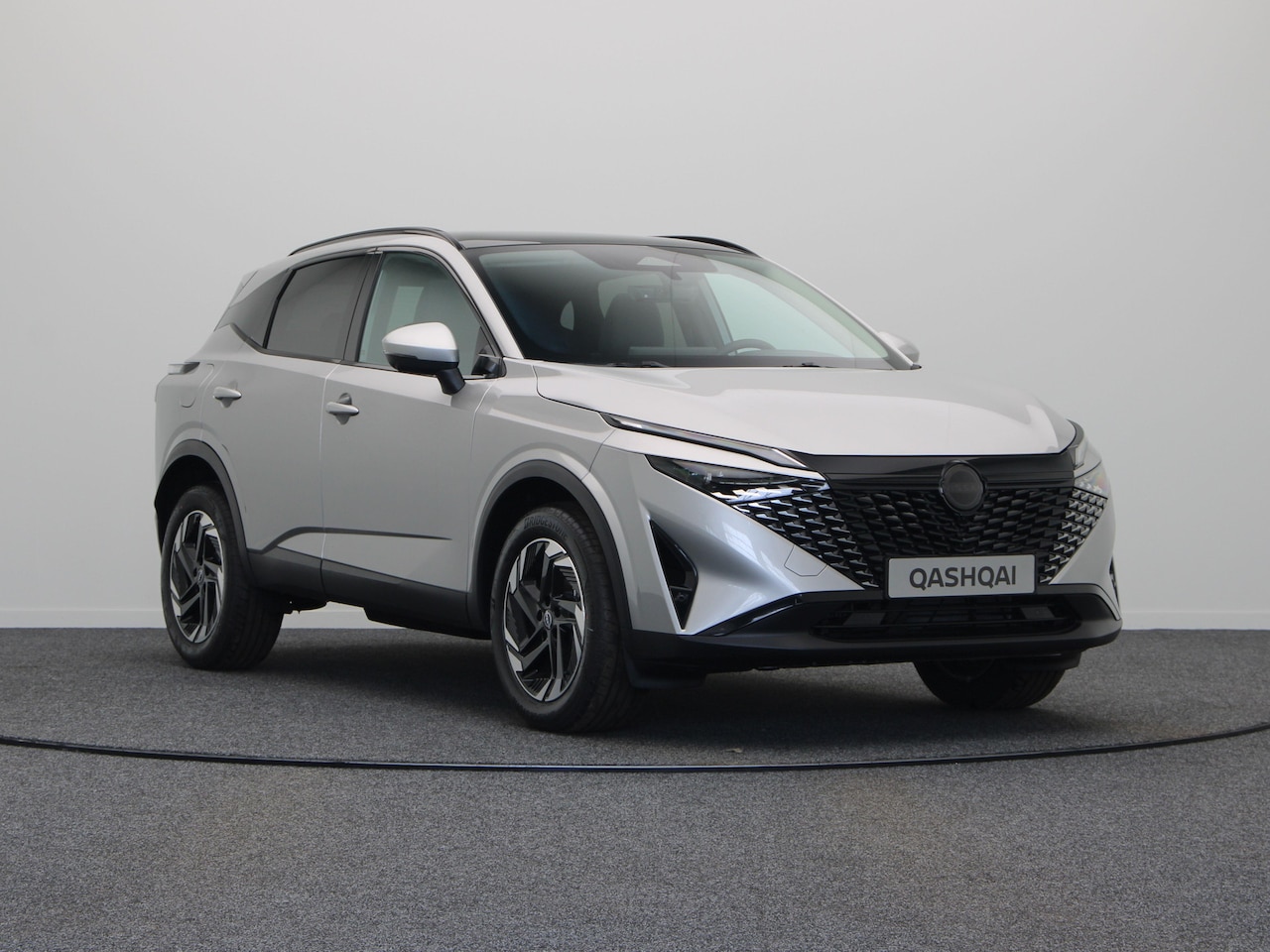 Nissan Qashqai - Mild-Hybrid 158 Xtronic N-Connecta + Panoramisch glazen dak + Cold Pack | 12.3" TFT digita - AutoWereld.nl