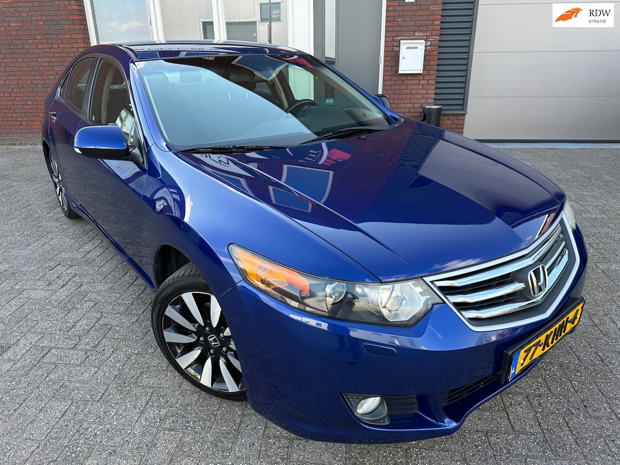 Honda Accord - 2.0i Elegance Limited Edition / PDC / Cruise / Clima - AutoWereld.nl