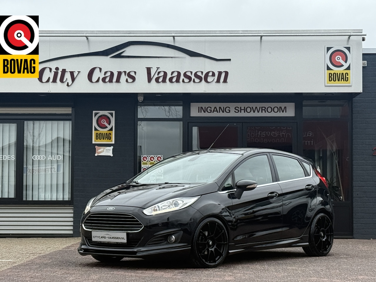 Ford Fiesta - 1.0 ST Line 81 pk climate ctr stoelverwarming 5 drs chroompakket  pdc v/a dagrijverlichtin - AutoWereld.nl