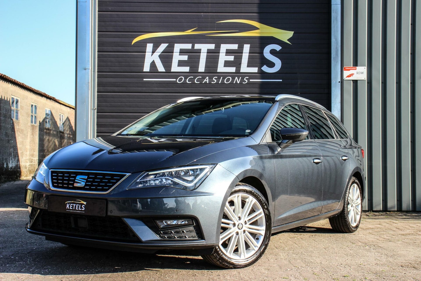 Seat Leon ST - 1.5 TSI Xcellence AUTOMAAT - AutoWereld.nl