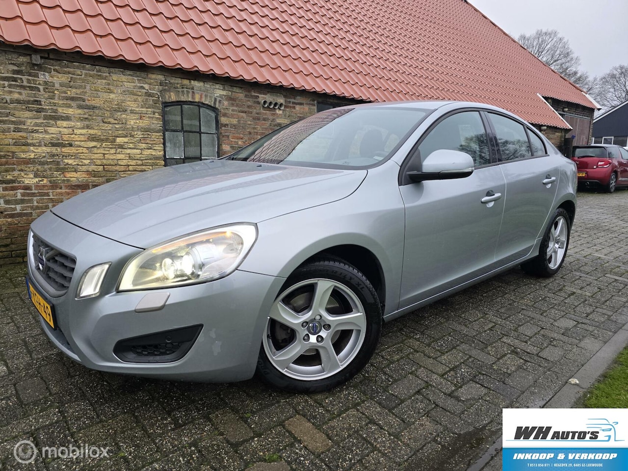 Volvo S60 - 1.6 T3 Momentum | Xenon | Camera | Trekhaak - AutoWereld.nl