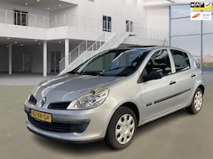 Renault Clio - 1.4-16V Business Line/PANORAMADAK/AIRCO/CRUISE